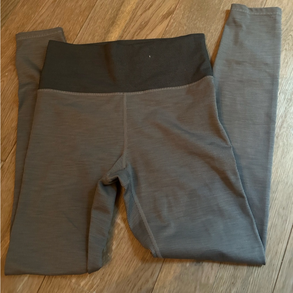 VUORI leggings